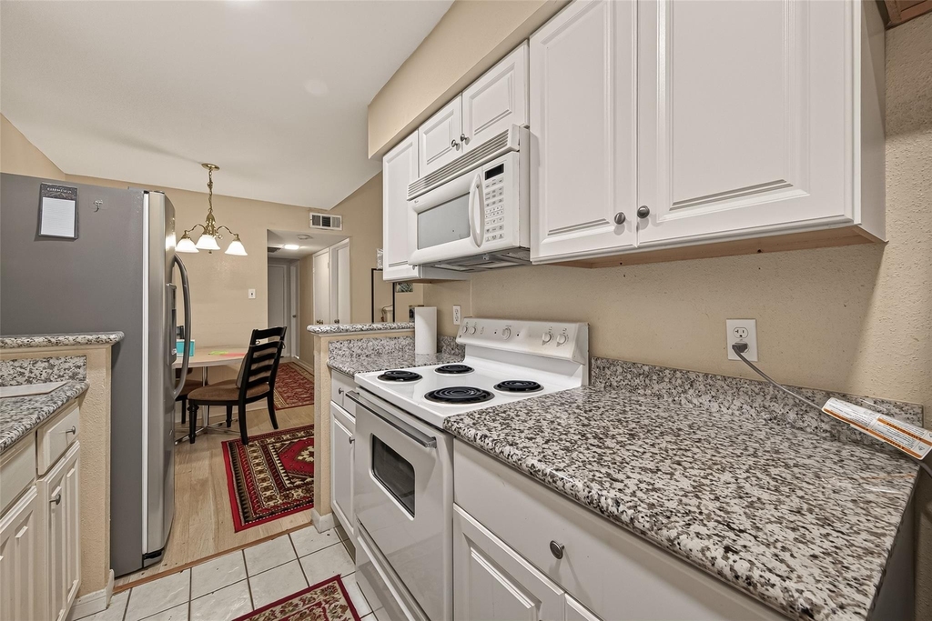 2120 Wilcrest Drive - Photo 14