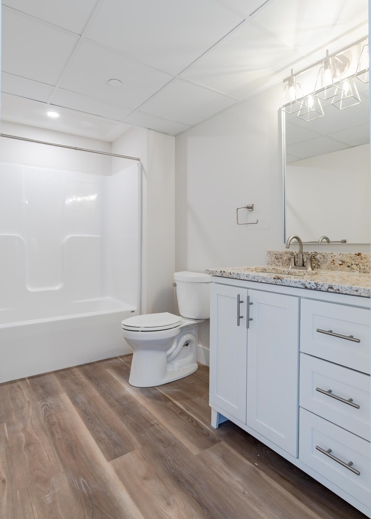 18 Sullivan - Photo 5