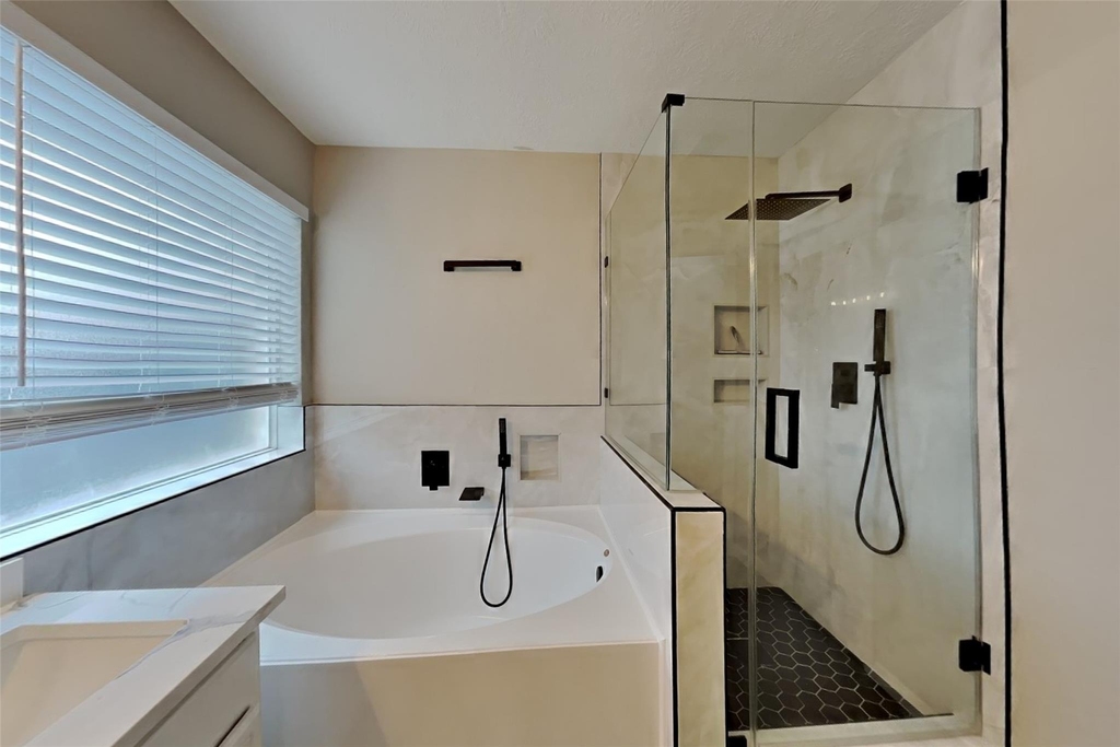 26905 Faircourt Drive - Photo 9