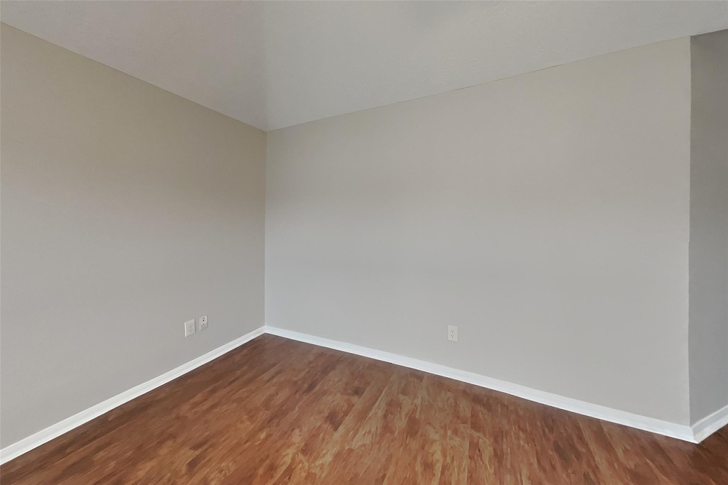 26905 Faircourt Drive - Photo 21