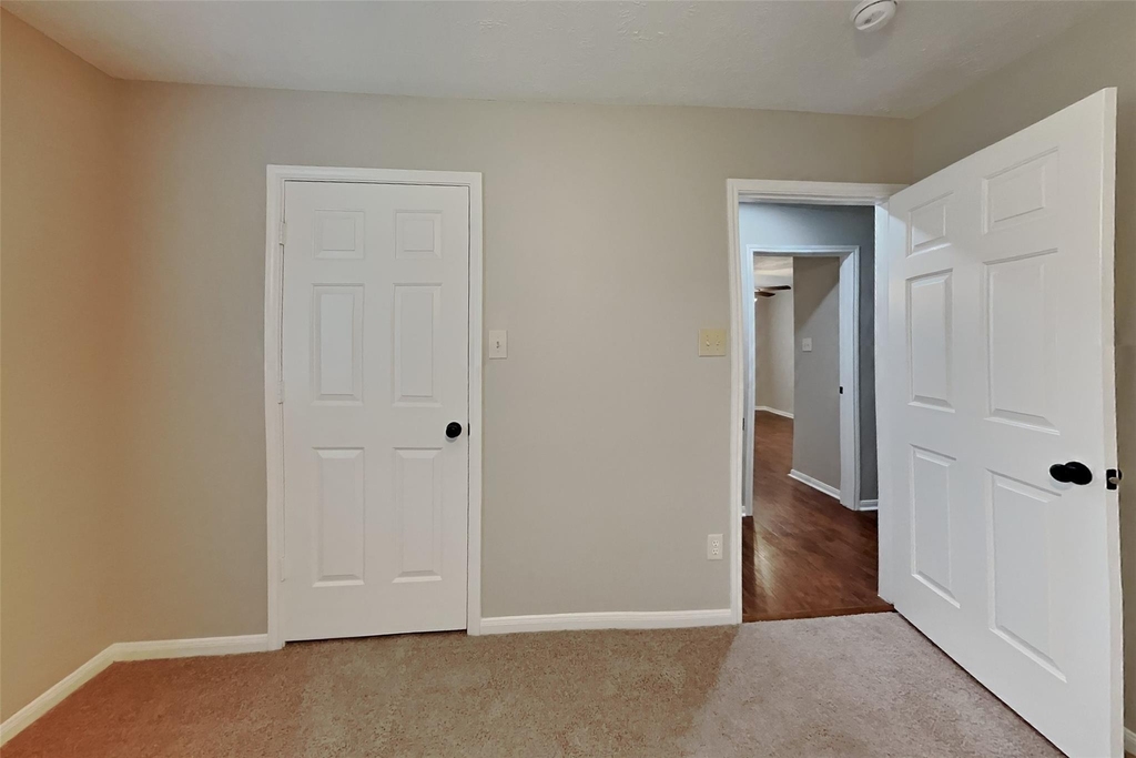 26905 Faircourt Drive - Photo 10