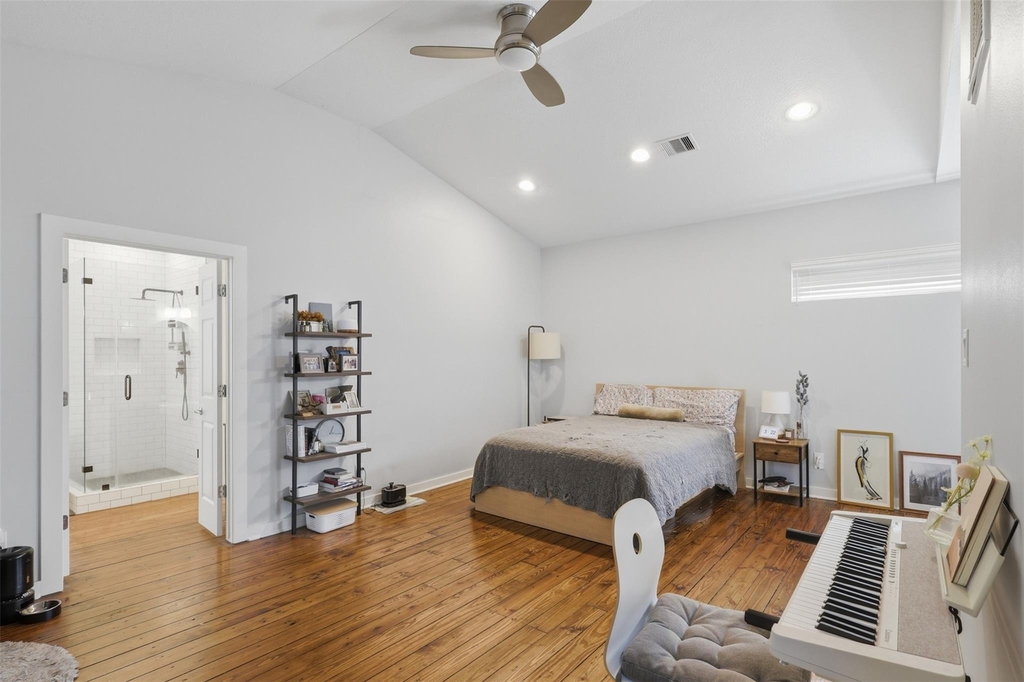 1326 W 24th Street - Photo 17