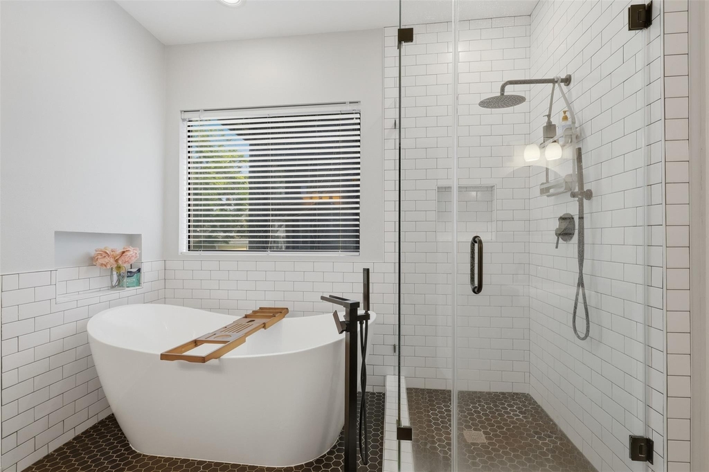 1326 W 24th Street - Photo 16