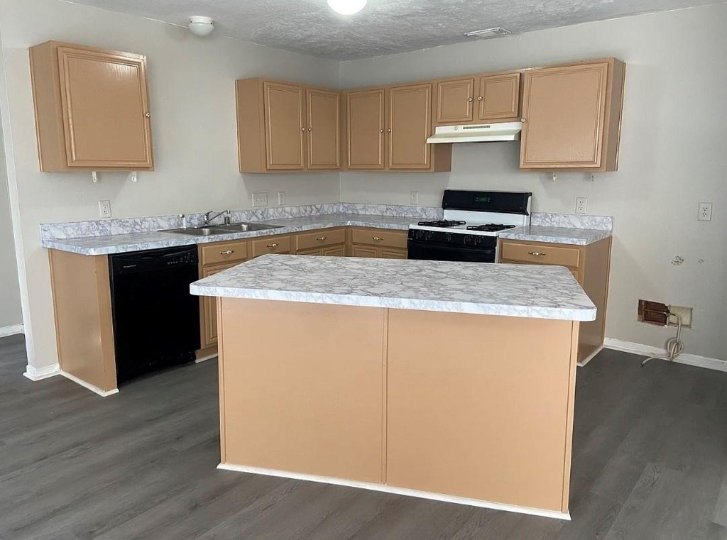 2751 Villa Del Street - Photo 1