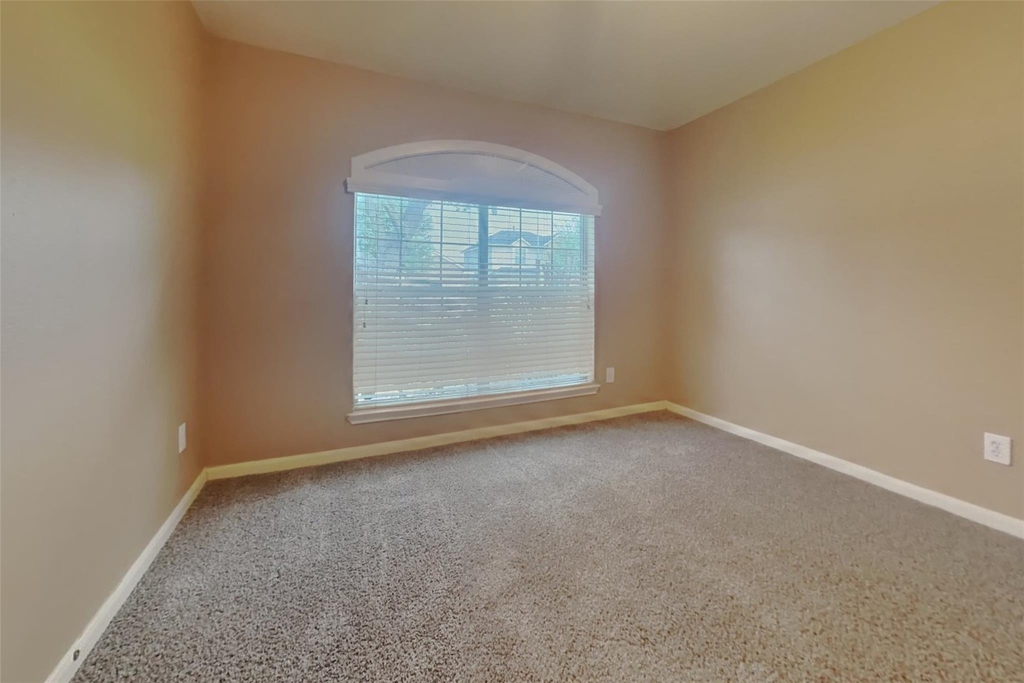 20815 May Showers Circle - Photo 11