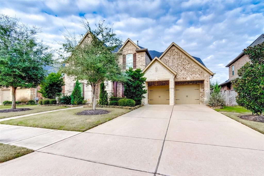 10307 Latta Creek Drive - Photo 0