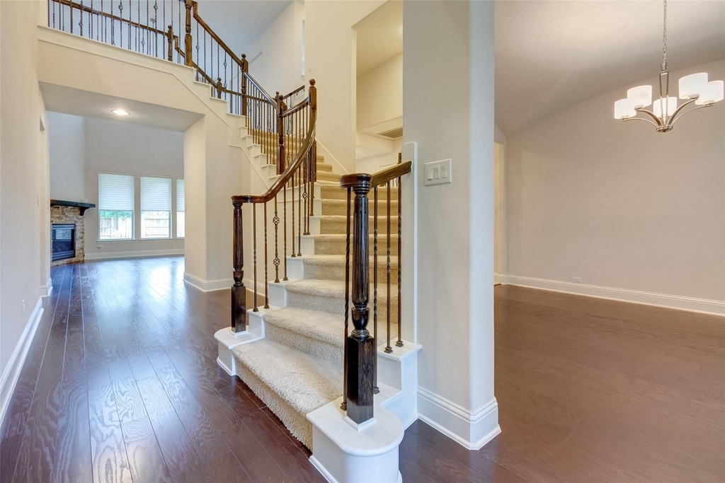 10307 Latta Creek Drive - Photo 6
