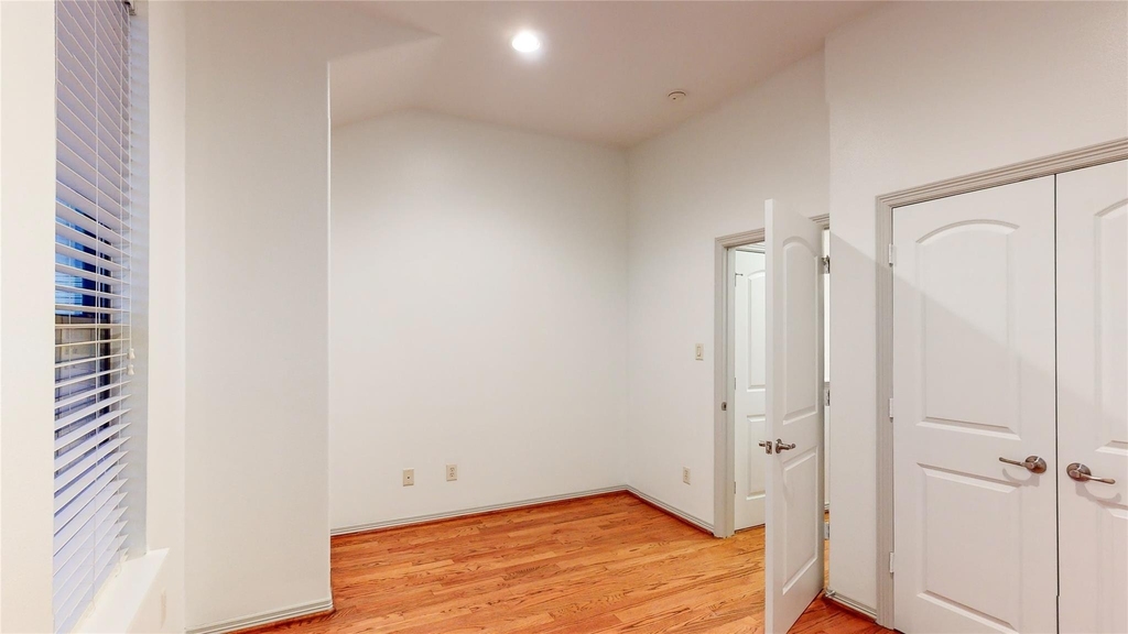 3419 Home Street - Photo 25