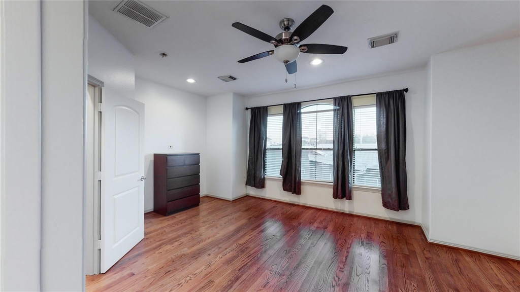 3419 Home Street - Photo 16