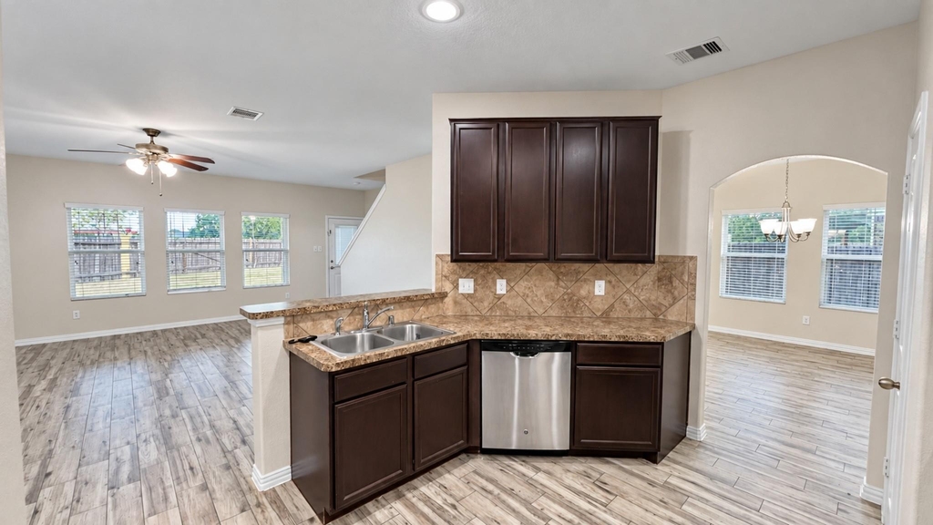 12102 Kings Fall Drive - Photo 7