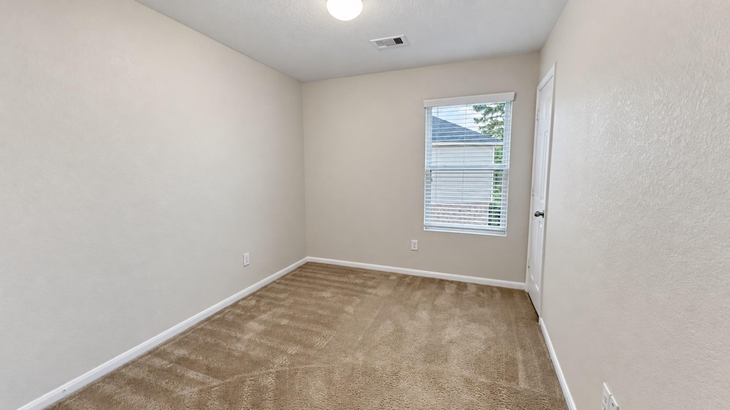 12102 Kings Fall Drive - Photo 11
