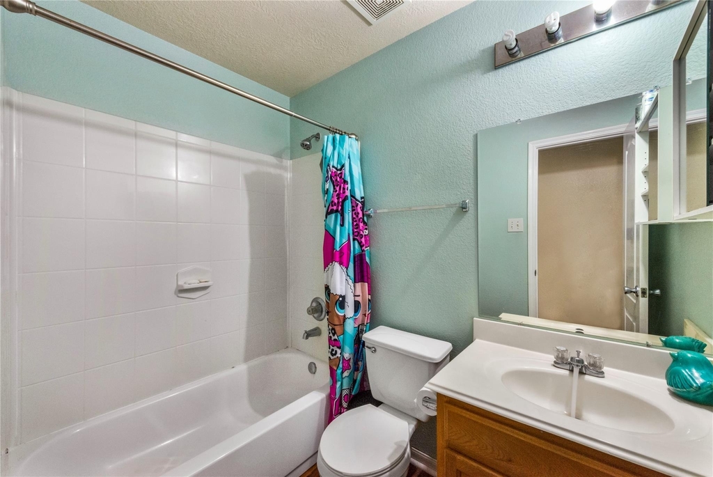 3023 Ribbon Creek Way - Photo 10