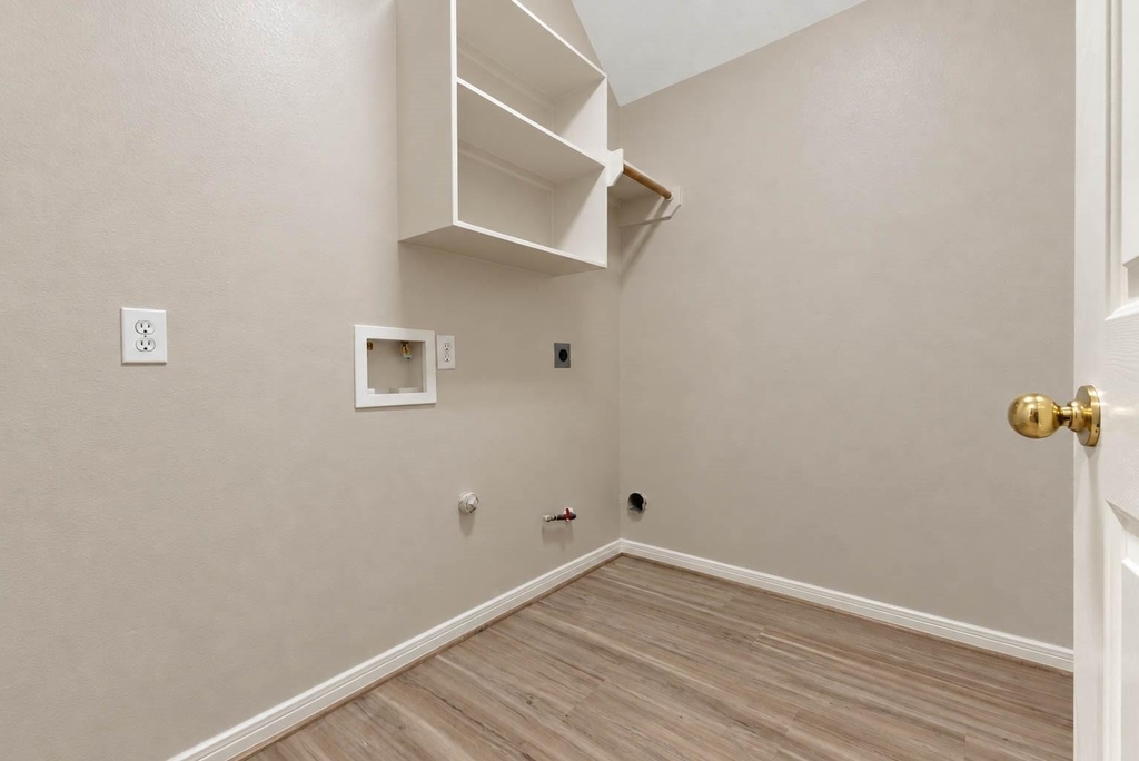 3207 Hickory Knoll Drive - Photo 10
