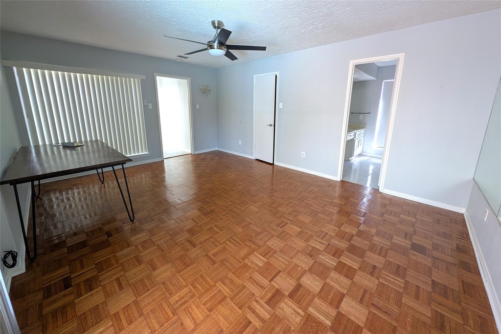 1310 S Kirkwood Road - Photo 16