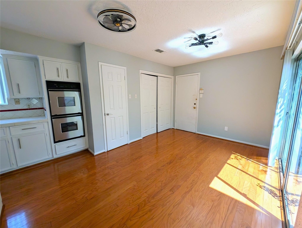 1310 S Kirkwood Road - Photo 12