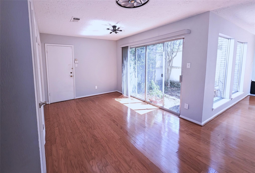 1310 S Kirkwood Road - Photo 13