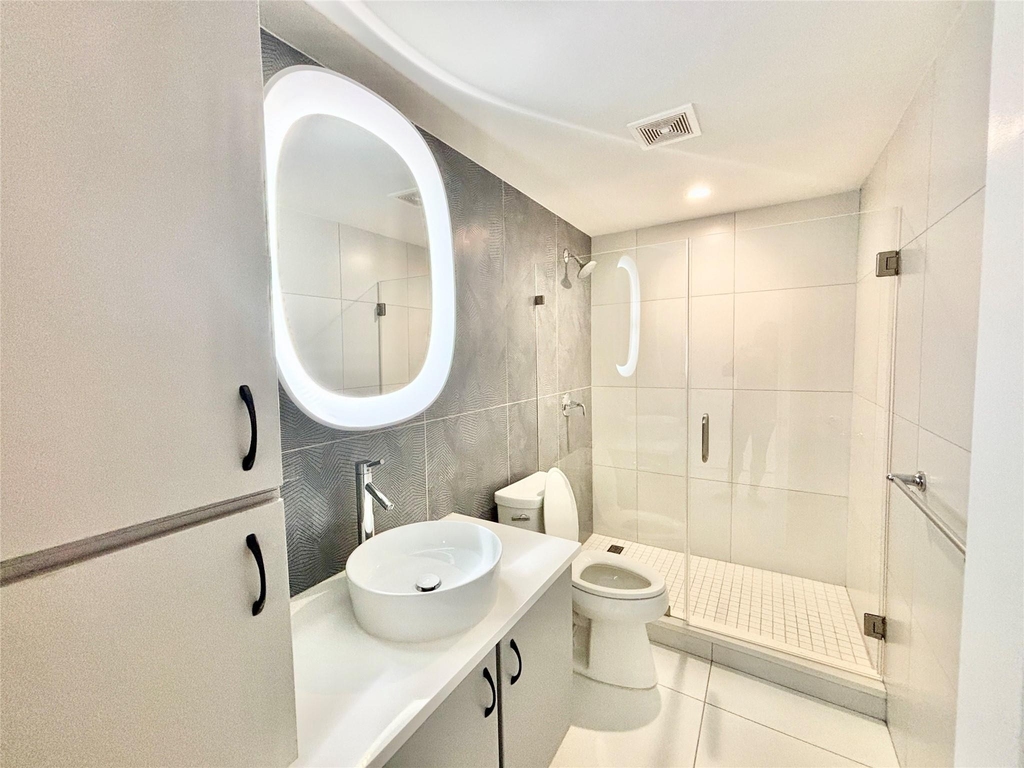 2201 Market Street - Photo 12