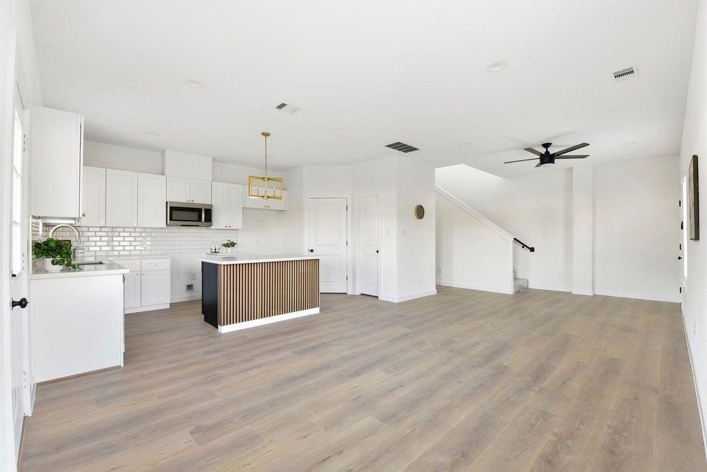 6417 Eastland Street - Photo 6
