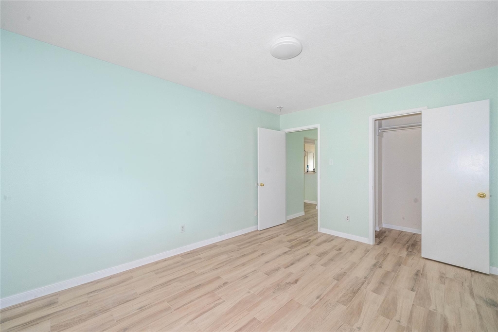 10950 Linden Gate Drive - Photo 16