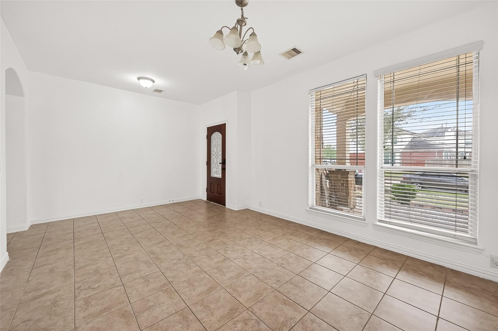 5519 Jay Thrush Drive - Photo 6