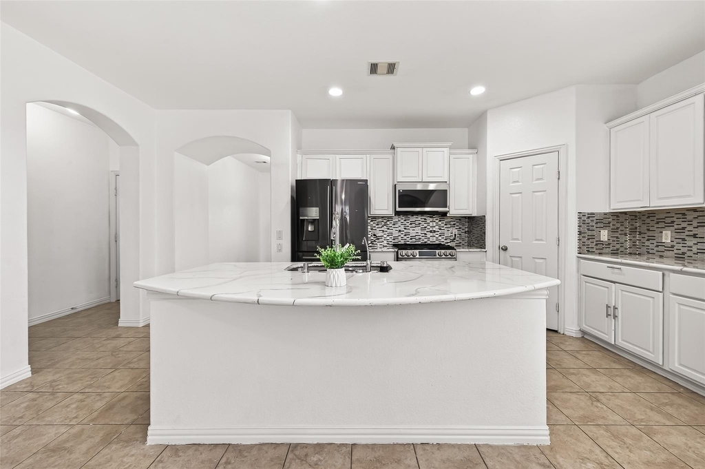 5519 Jay Thrush Drive - Photo 10