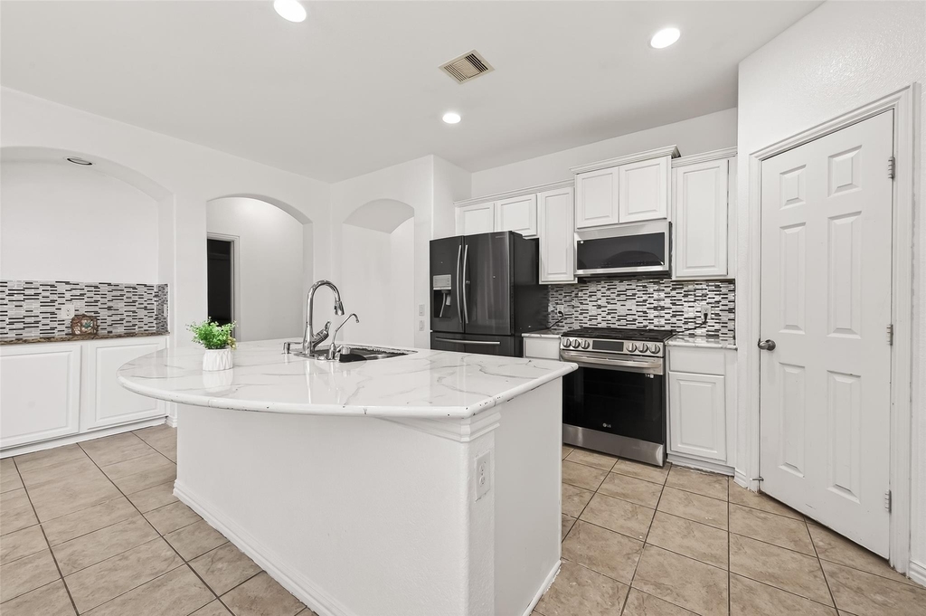5519 Jay Thrush Drive - Photo 12