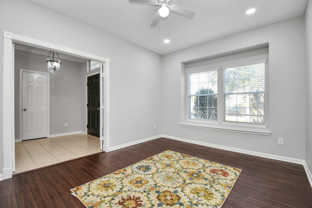 21527 Bedias Creek Drive - Photo 3