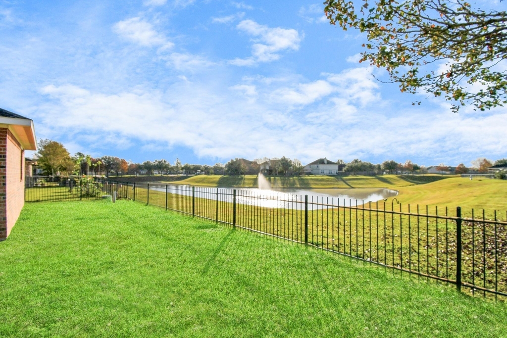 21527 Bedias Creek Drive - Photo 16