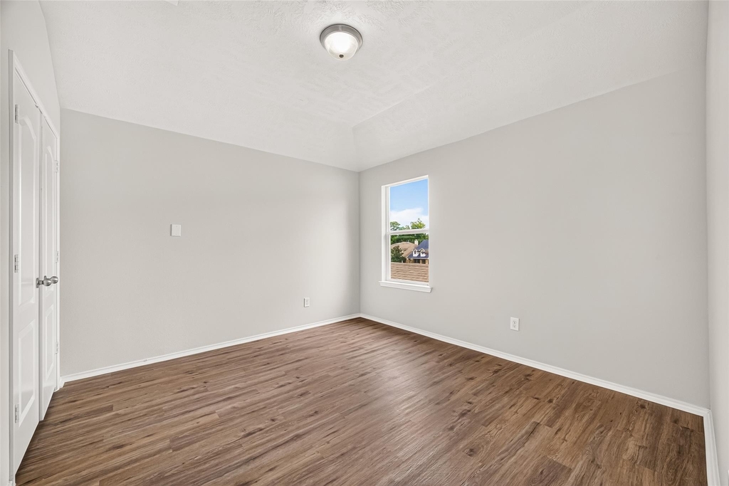3508 Oakville Drive - Photo 35