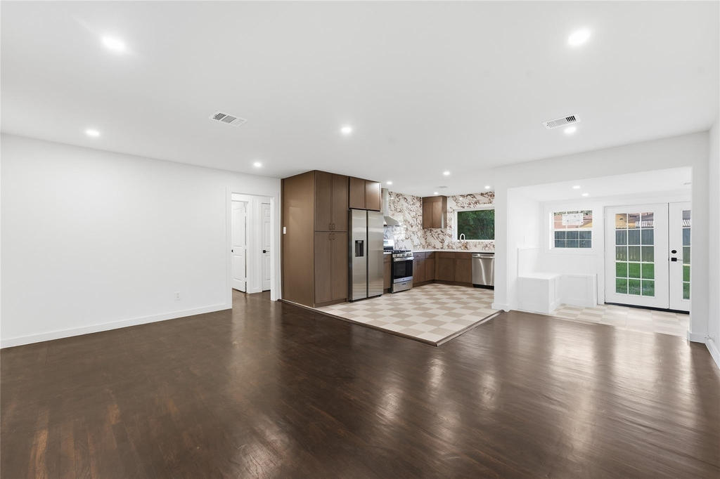 4709 Nina Lee Lane - Photo 4