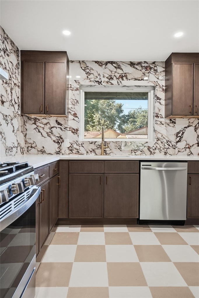 4709 Nina Lee Lane - Photo 9