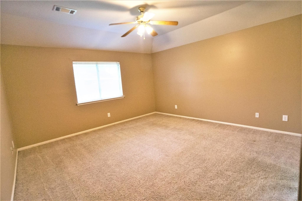 16807 Dunbar Grove Court - Photo 14