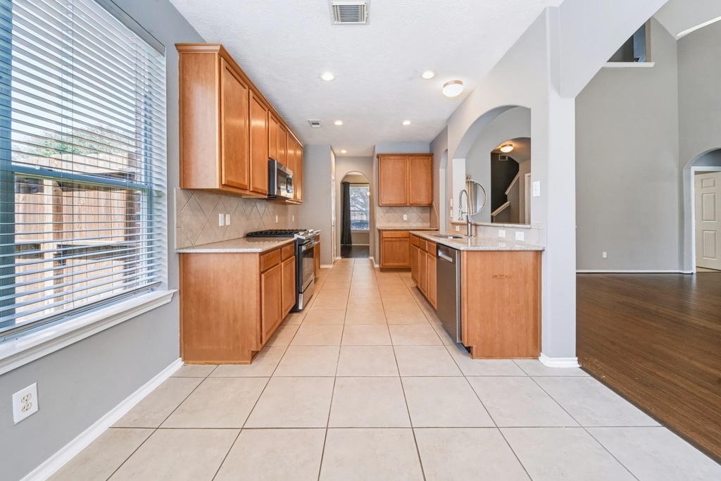 23411 W Pine Ivy Lane - Photo 21