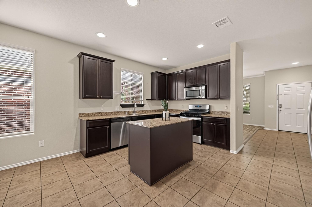 5830 Acacia Rose Court - Photo 18
