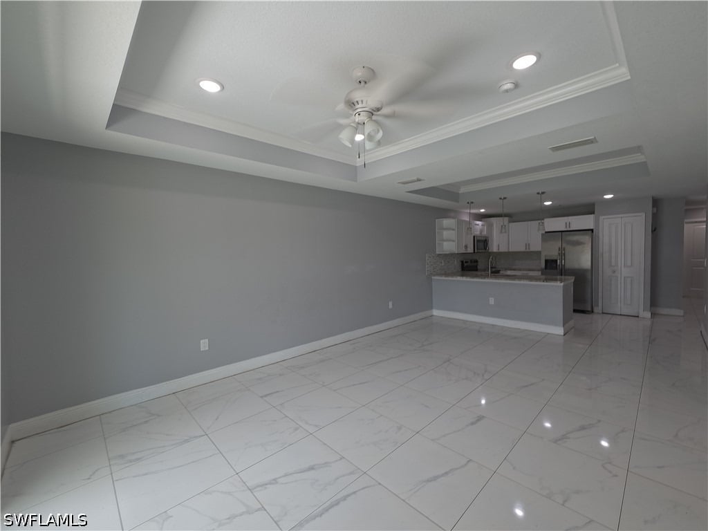 129 Gilbert Avenue S - Photo 11