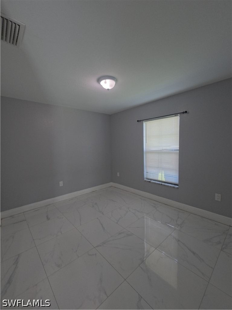 129 Gilbert Avenue S - Photo 15