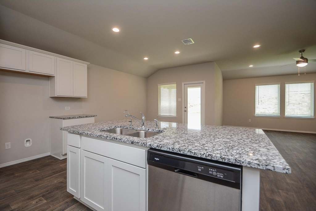 6508 Wild Cilliment Court - Photo 5