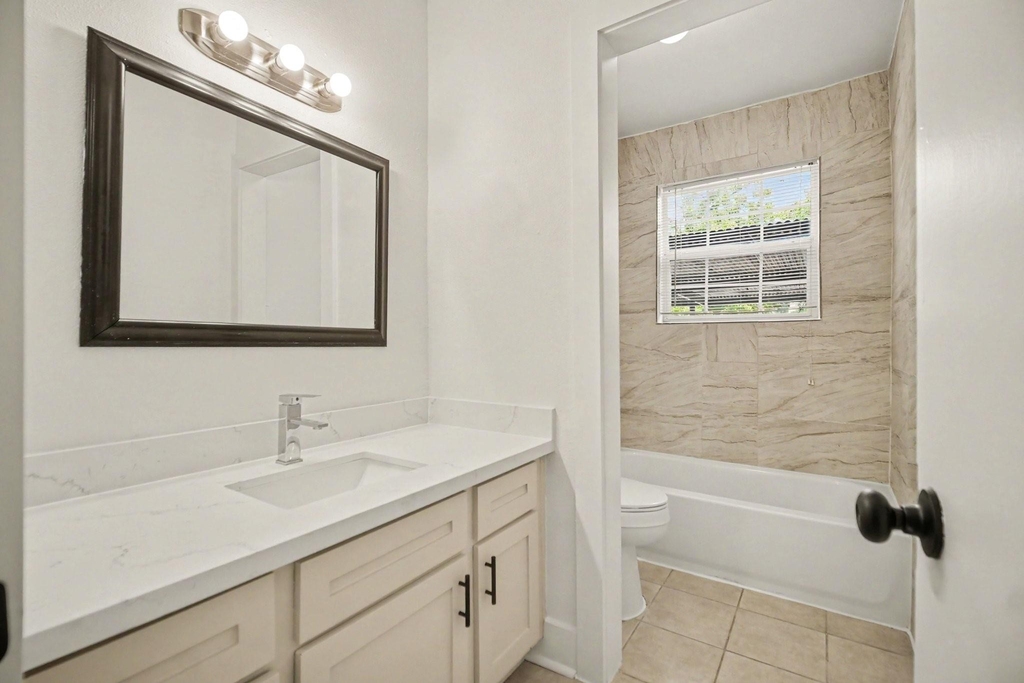 5704 Edgemoor Drive - Photo 8