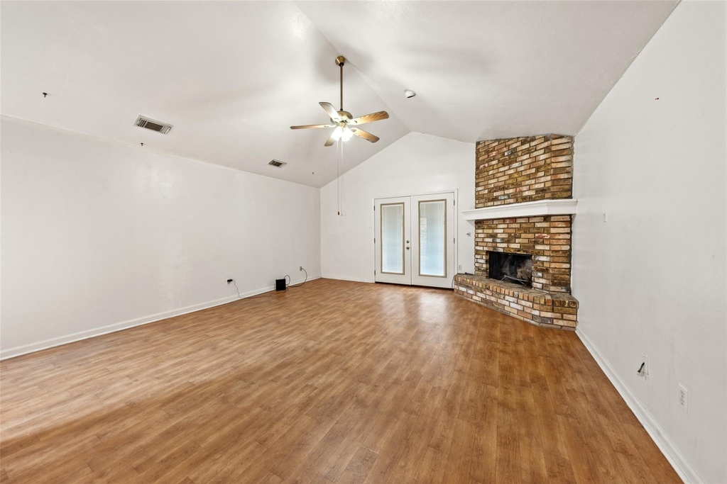 614 Normal Park Drive - Photo 9