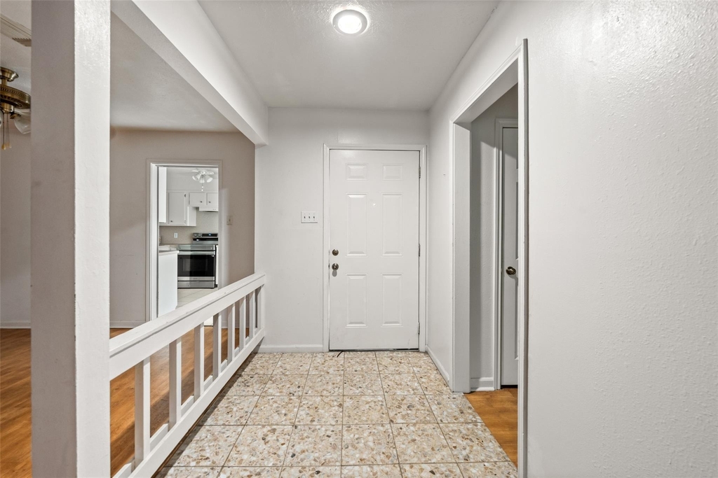 614 Normal Park Drive - Photo 2