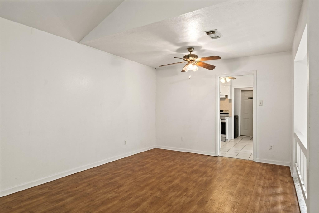 614 Normal Park Drive - Photo 13