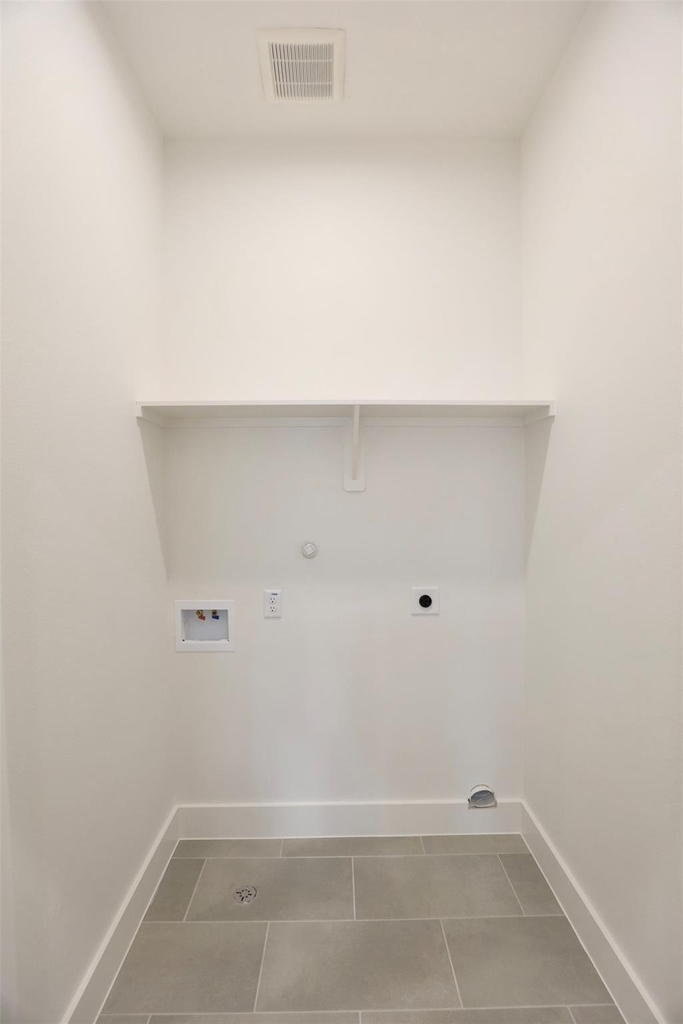 421 E 41st Street - Photo 24