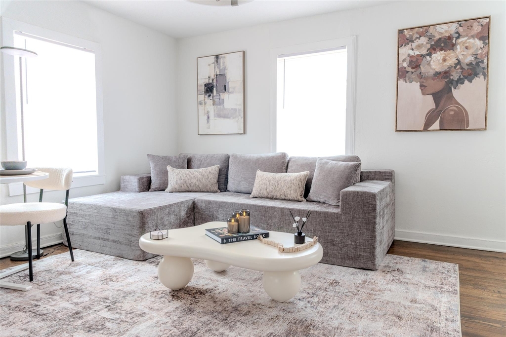 2016 Dunlavy Street - Photo 10