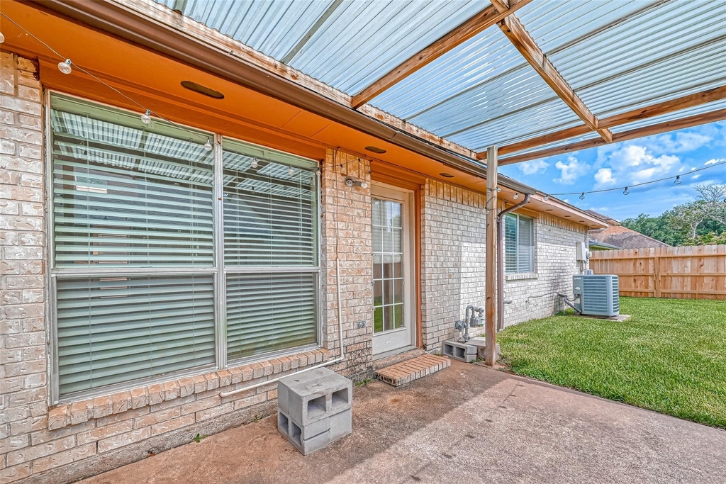 2102 Creekshire Drive - Photo 30