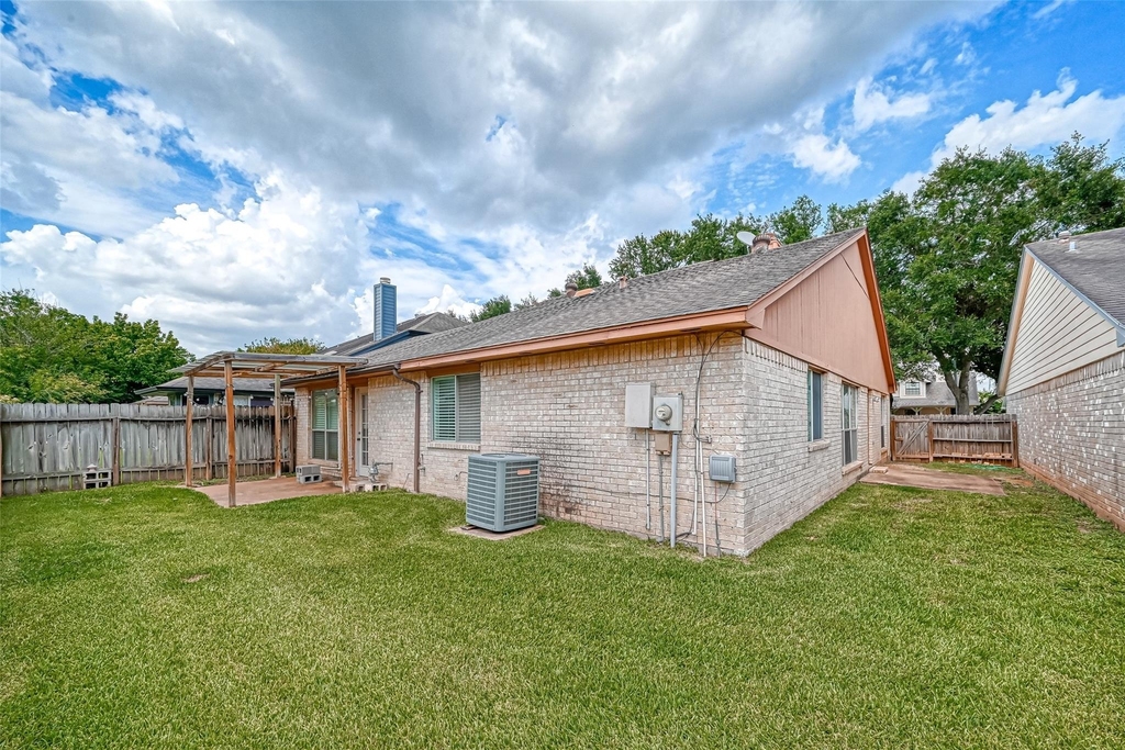 2102 Creekshire Drive - Photo 36