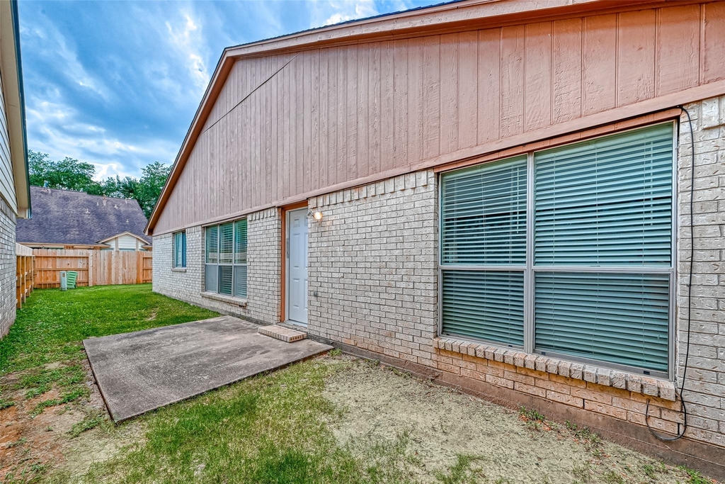2102 Creekshire Drive - Photo 29
