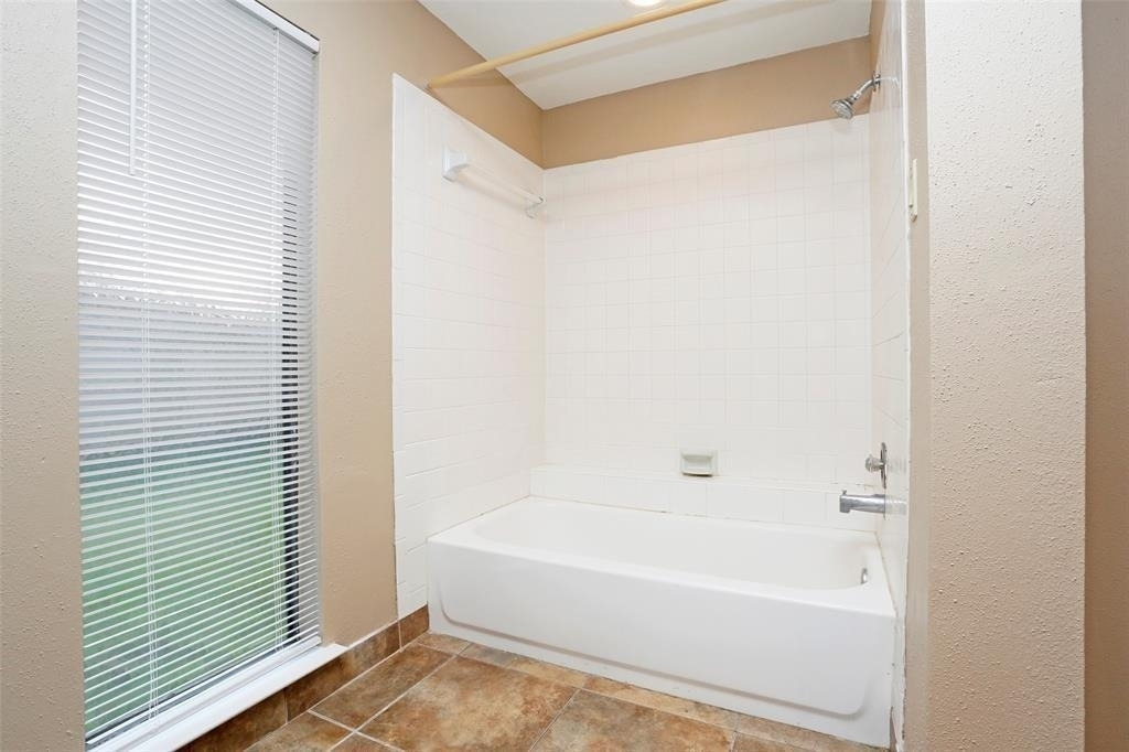 21623 Park York Drive - Photo 17