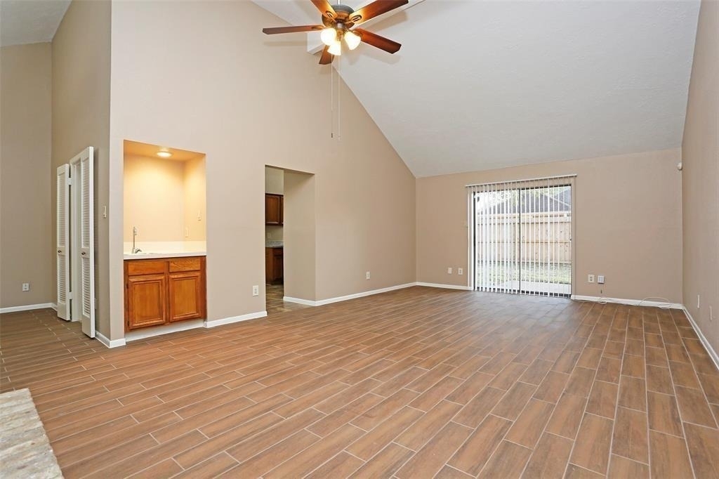 21623 Park York Drive - Photo 4