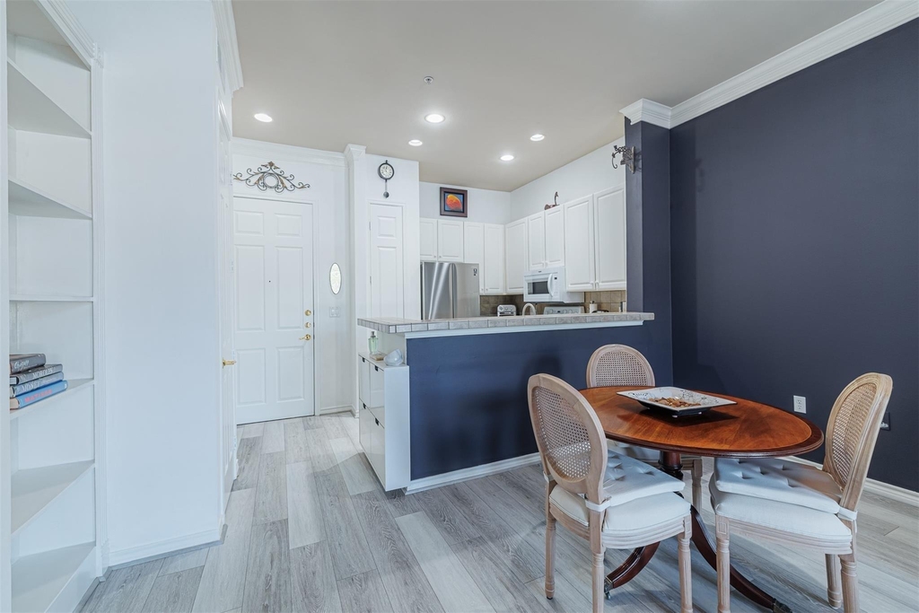 2400 Mccue Road - Photo 5