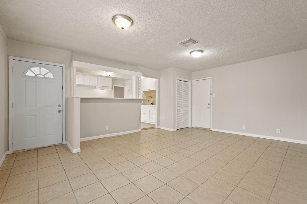 2406 Pomona Drive - Photo 1